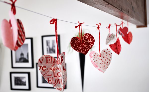 Heart Garland with varied patterns