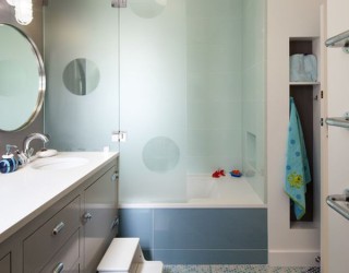 25 Glass Shower Doors for a Truly Modern Bath