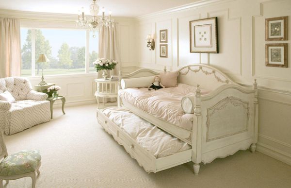 Pristine white day trundle bed ideal for a gorgeous girls' bedroom