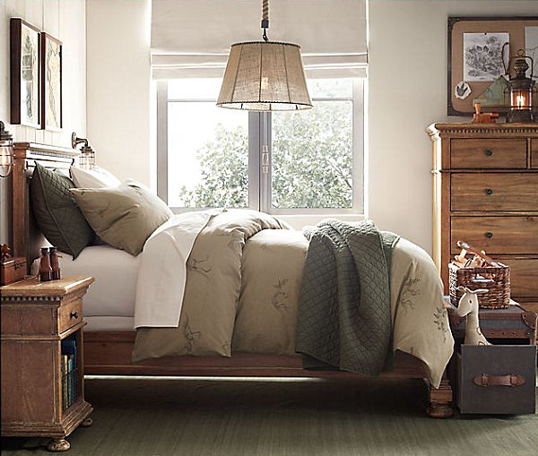 Safari-themed bedroom