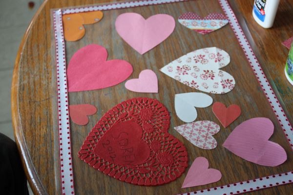 Valentine’s Day Place Mat- Creative and Crafty