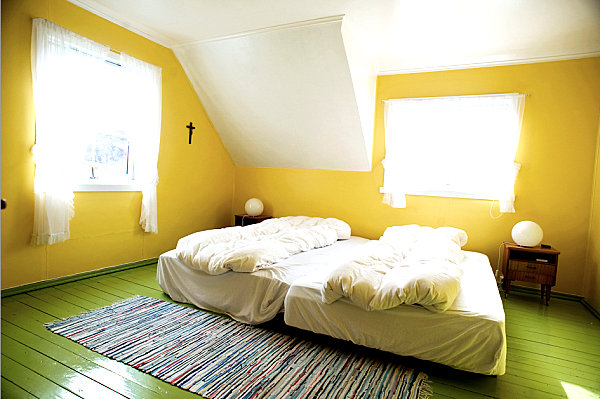 Yellow and green bedroom