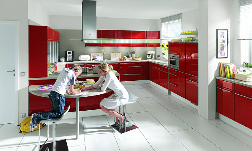 High Gloss Napoli Red Kitchen 870x520 