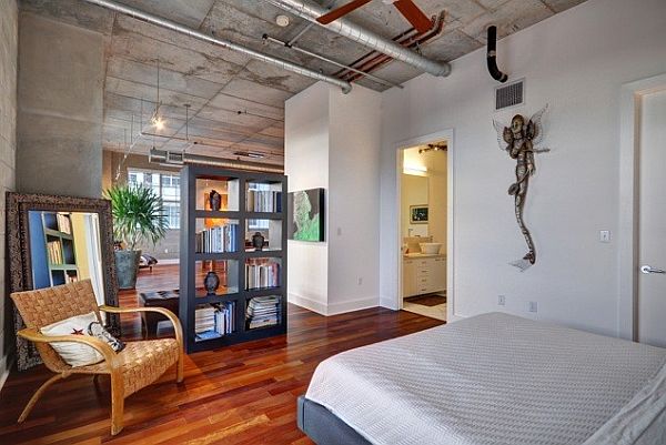 Natural colors for an industrial loft bedroom design