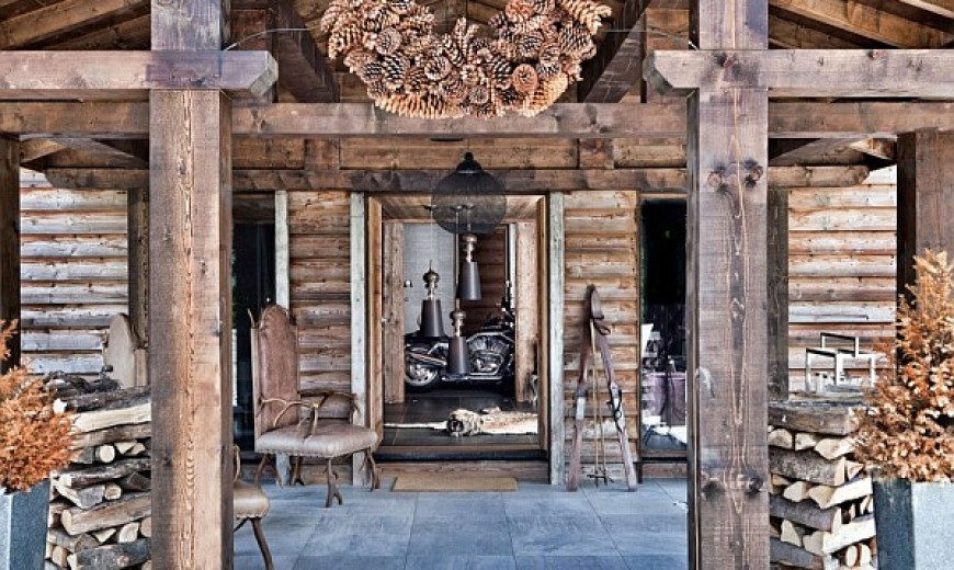 Rustic One Oak Chalet in the French Alps Charms With Its Touch of Modernity