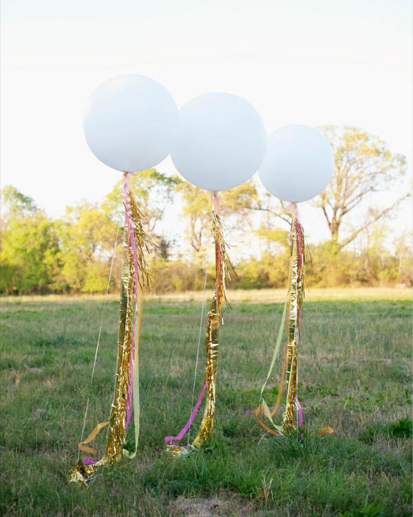 Balloon and fringe party decorations