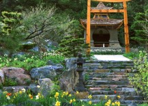 Extravagant-and-exquisite-Japanese-garden-design-with-a-touch-of-flair-217x155