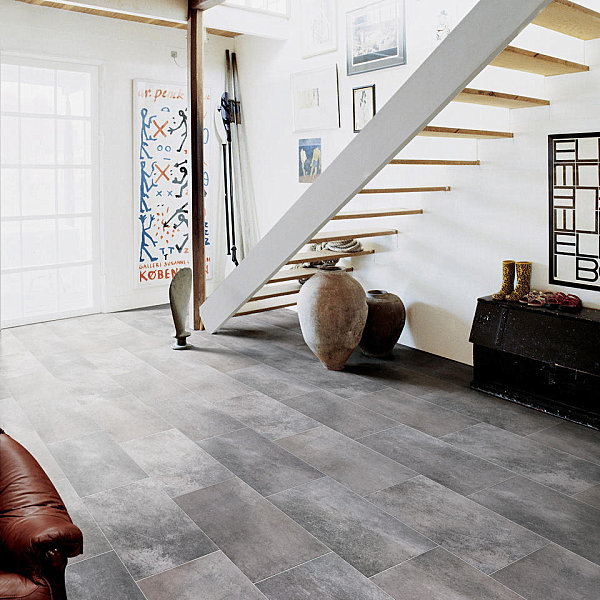 Porcelain tile creates an exotic effect