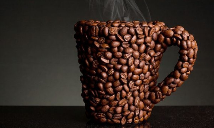 16 Cool Coffee Cup Designs For a Creative Refill