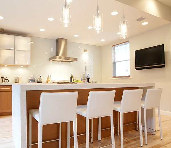 bright contemporay kitchen with beautiful lighting