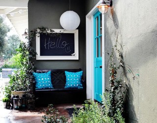 How to Bring Spring Colors into Your Front Entry