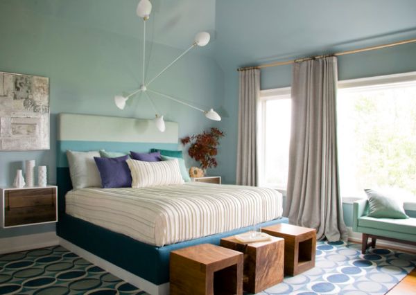 3 stools for a bench at the foot of the bed with a wooden twist!