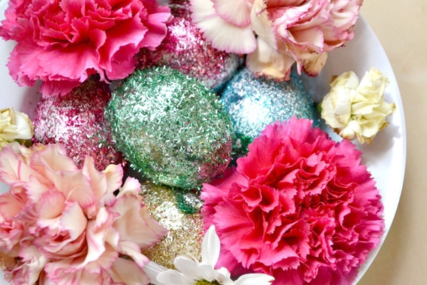 Glittery floral Easter centerpiece