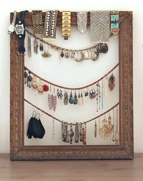 DIY Jewelry Organizer - Antique Frame2