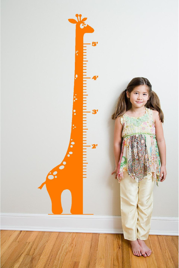 Giraffe Growth Chart via Etsy