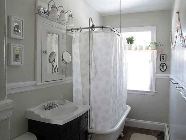 Ledge of plants in a compact bathroom