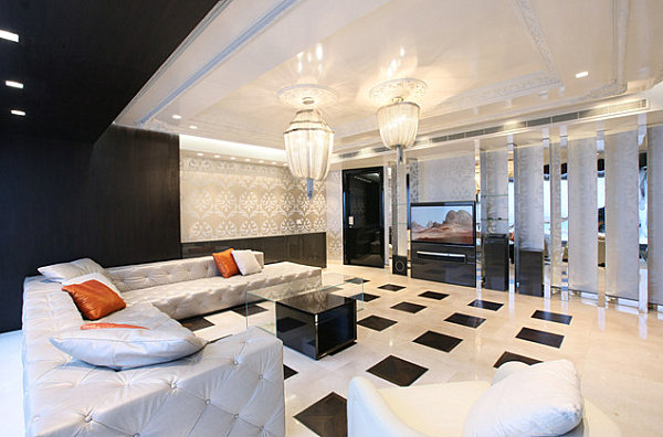Luxurious space with lacquered furnishings