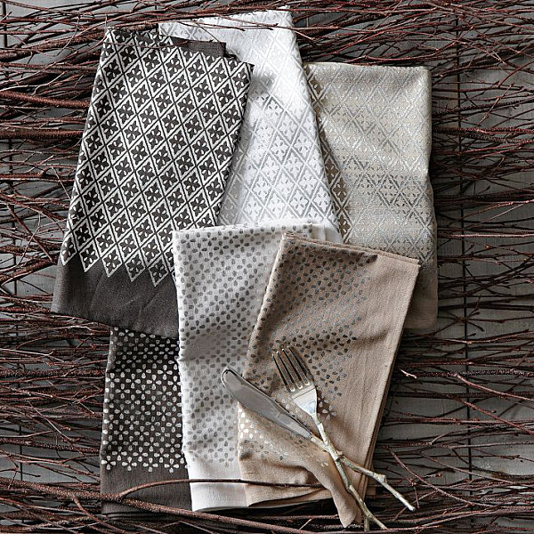 Metallic napkin set