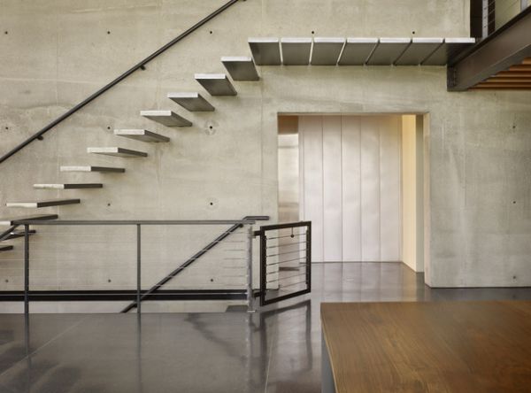 Stylish stair treads make up this floating stairs that could leave many breathless!