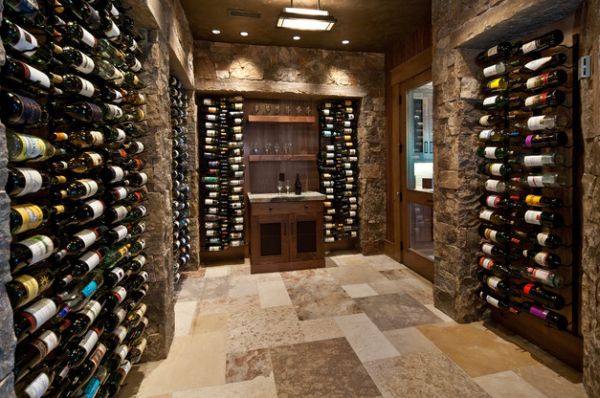 Stylish wine cellar for those who prefer the classic look