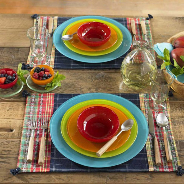 recycled-Glass-dinnerware