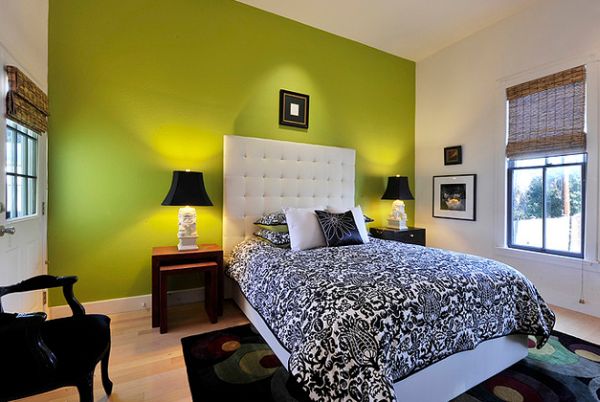 An accent wall in green is still the most popular way to add the color to a contemporary setting