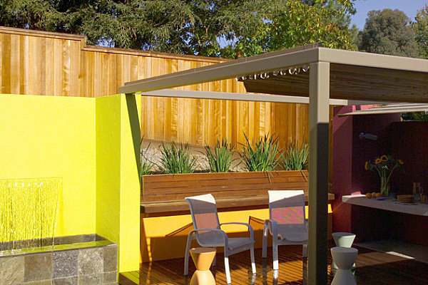 Contemporary seating on a modern patio