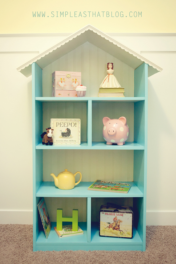 DIY Bookshelf Dollhouse
