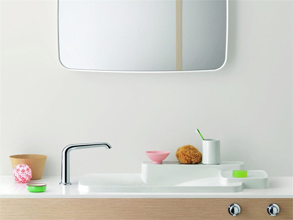 Sink by Hansgrohe and photo via Archiproducts