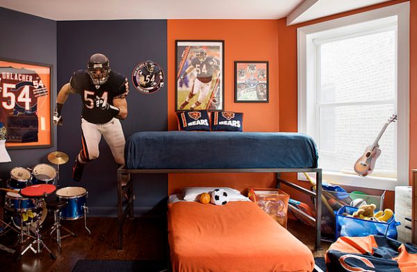 Sports-themed kids' bedroom in blue and orange