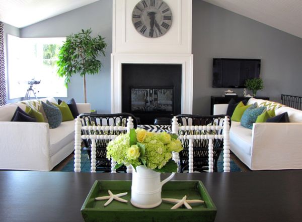 Grey living room online with green accents