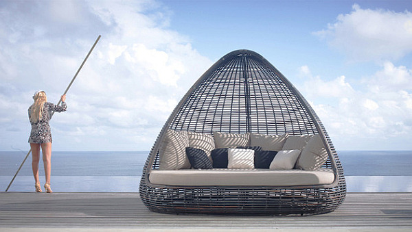 luxury shade daybed