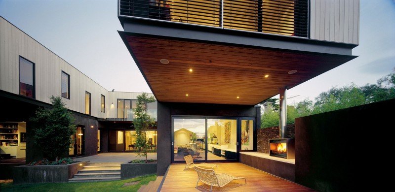 suspended house over terrace