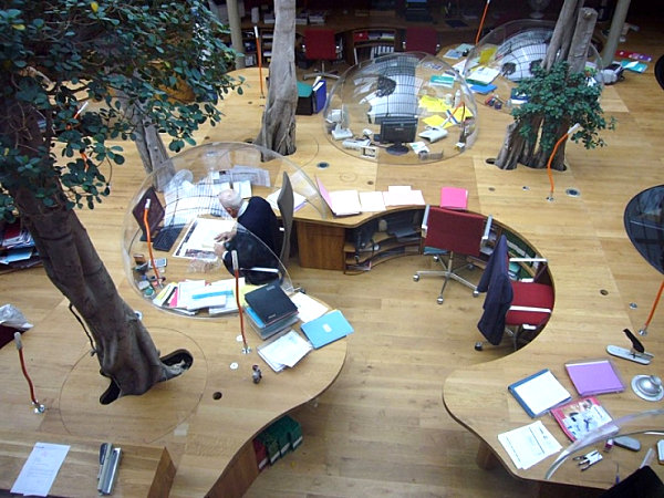Bubble desk workspaces
