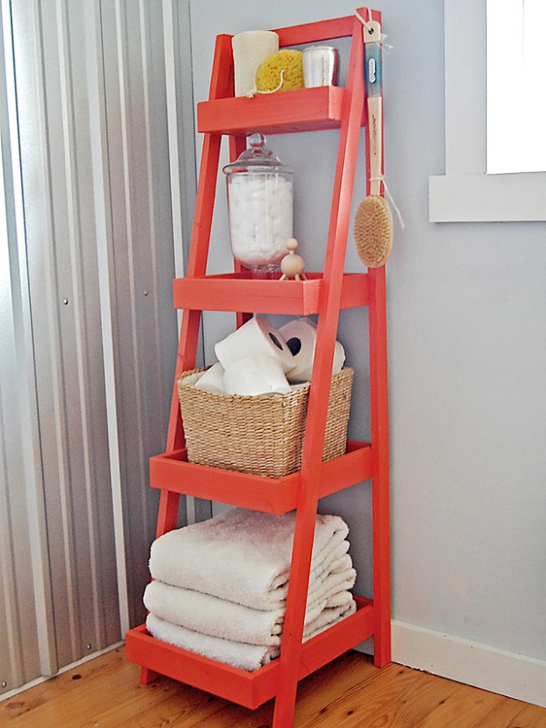 Coral ladder shelf for bathroom storage