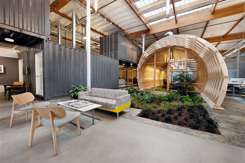 Contemporary Office Space In California Blends Creativity With Indoor   Creative Office Decor 