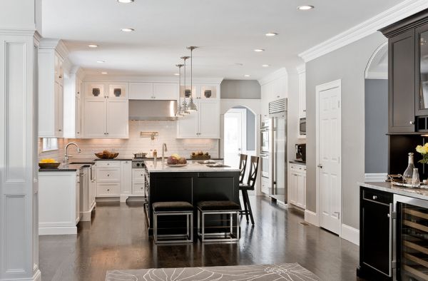 Light grays combined effortlessly with black cabinetry