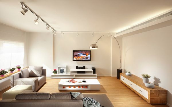 Rail lighting combined with the Arco floor lamp effortlessly