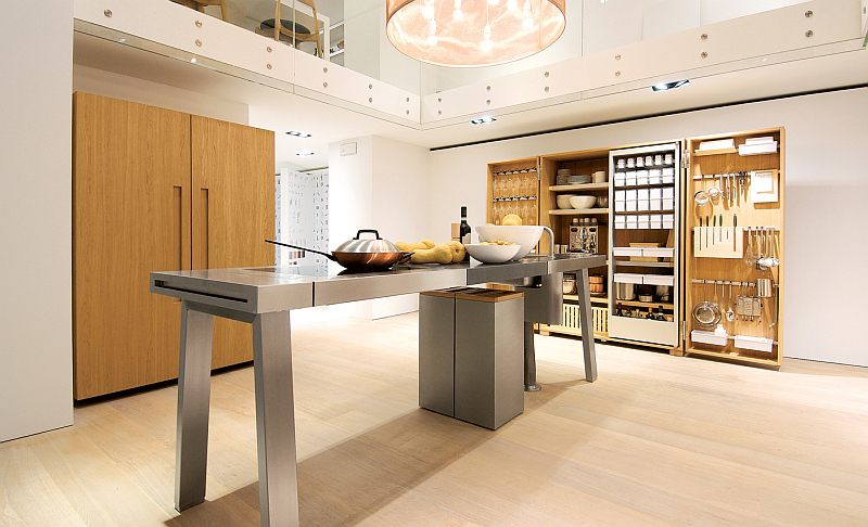 modern kitchen - Oak flooring