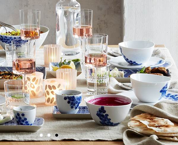 Blue and white dinnerware