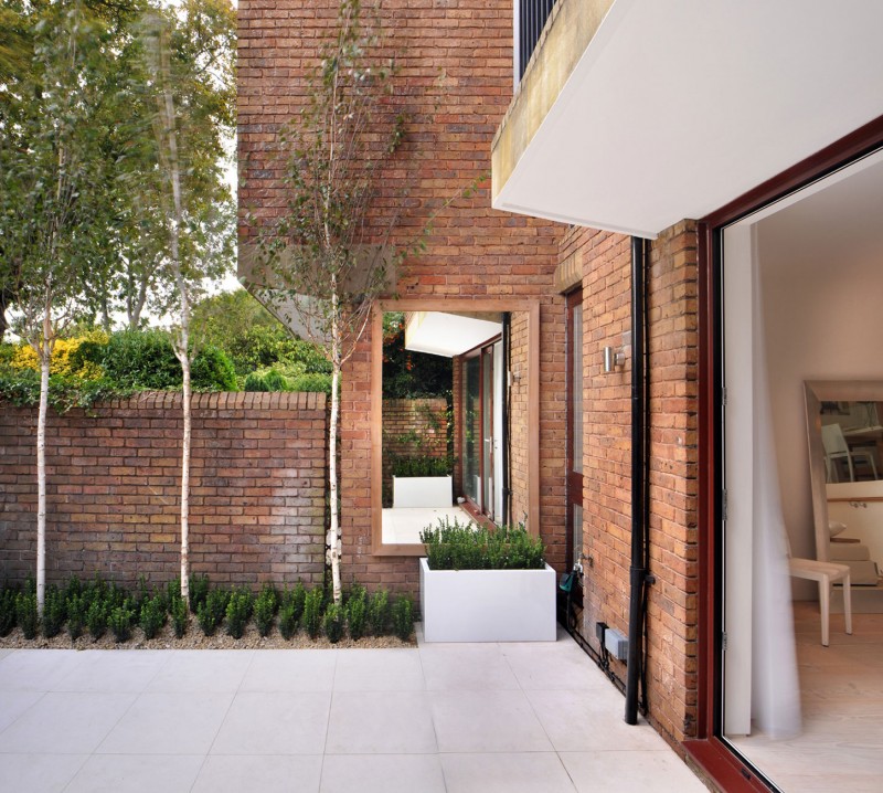 Classic facade of Highgate Residence