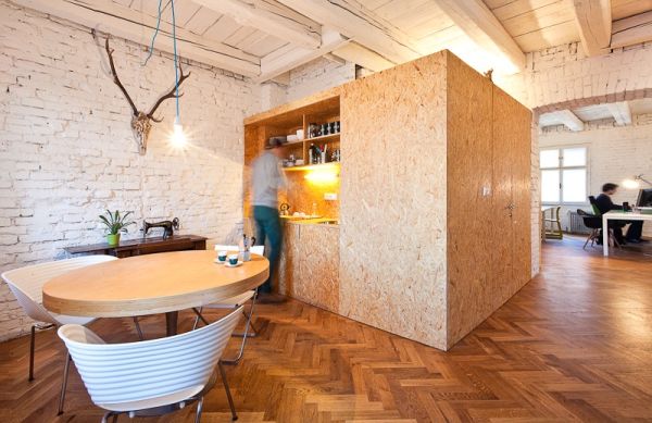 Compact kitchen created from one of the wooden boxes