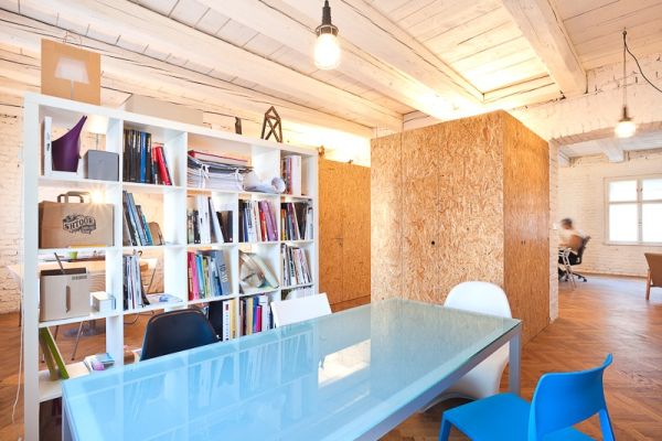 Creative office uses available space to the hilt