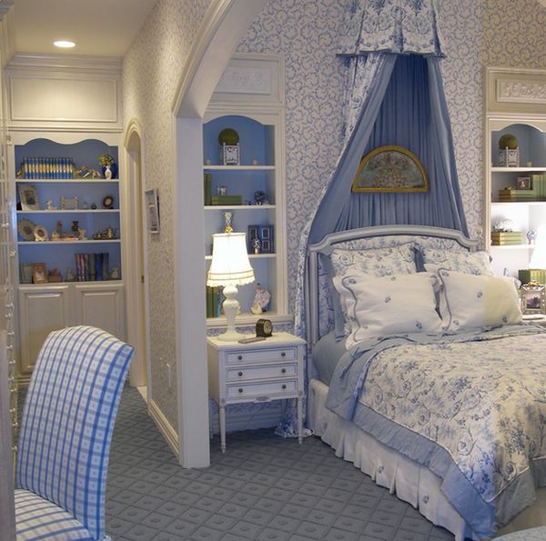 Extravagant French-style teen girls' bedroom