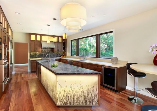 Extravagant drum pendant dazzles in this sophisticated kitchen