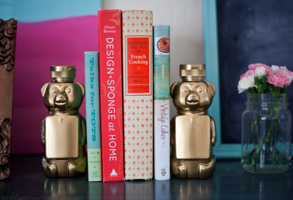 Golden honey bear bookends