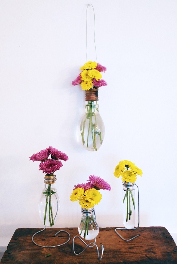 Light bulb flower vase