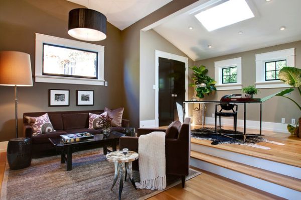 Living area with a drum pendant in black