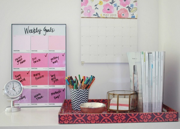 Pink ombre memo board DIY