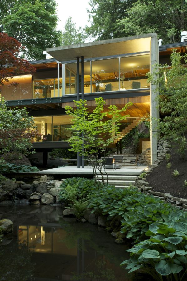 Southlands Residence in Vancouver by DIALOG